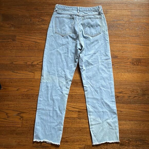 Princess Polly Light Wash High Rise Raw Hem Jeans - Picture 5 of 6